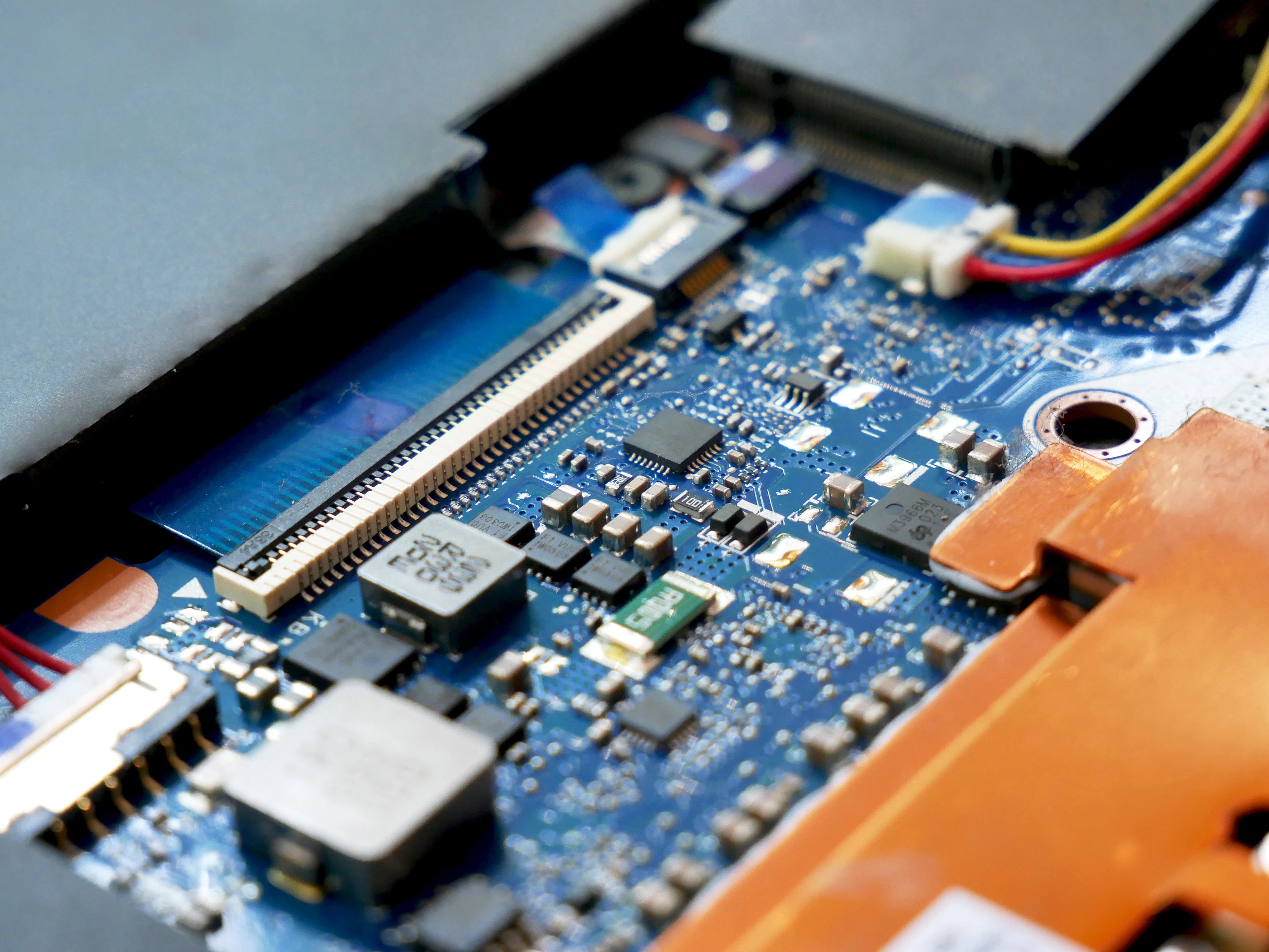 В США оценят риски использования Китаем технологии производства чипов RISC-V